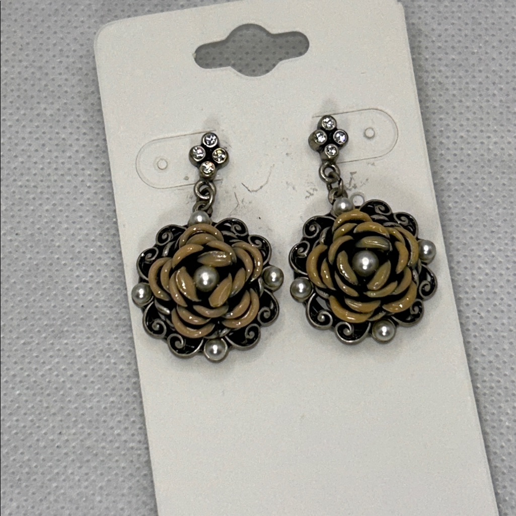 Nwot Floral Drop Earrings By Designer Sweet Romance